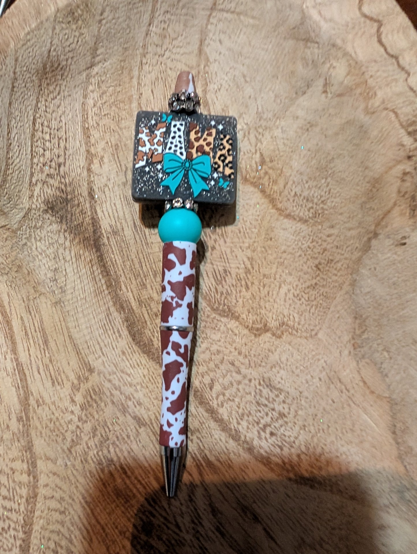Cow mama pen