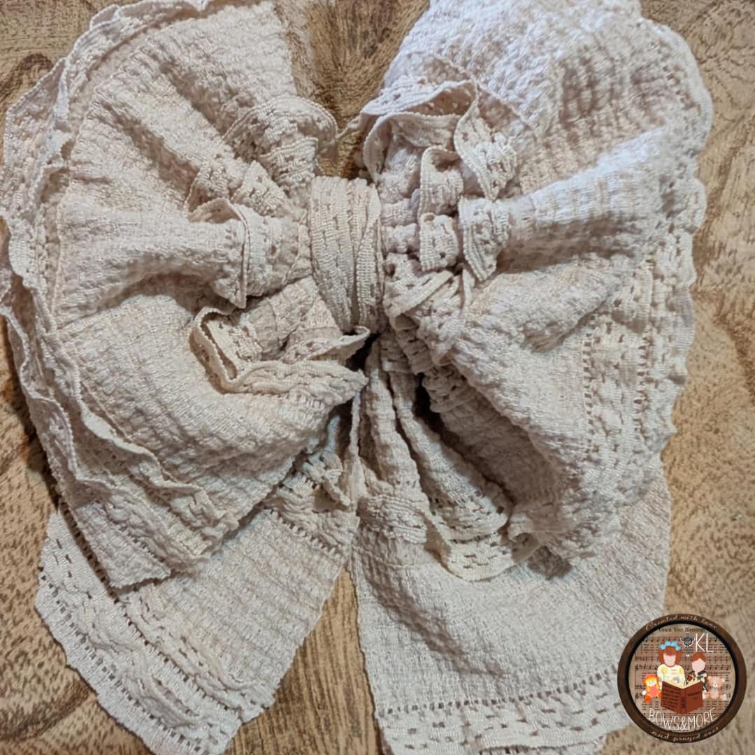 Cream classic ruffle sailor
