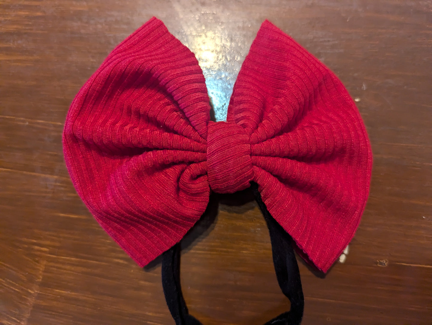 Red bow